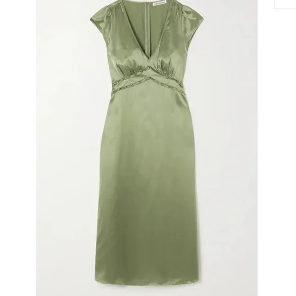 Reformation Kaye silk dress in the artichoke color - Picture 3 of 9